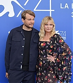Filename=Woodshock_VenicePhotocall152.jpg
Filesize=91KiB
Dimensions=1200x800
Date added=Nov 03, 2017 Woodshock_VenicePhotocall152.jpg