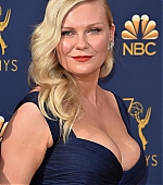 70thEmmyAwards_Arrivals60.jpg