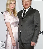 Filename=TheIrishman_NewYorkPremiere64.jpg
Filesize=117KiB
Dimensions=800x1200
Date added=Oct 21, 2019 TheIrishman_NewYorkPremiere64.jpg