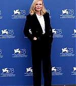 Filename=PowerOfTheDog_VenicePhotocall83.jpg
Filesize=77KiB
Dimensions=800x1200
Date added=Sep 15, 2021 PowerOfTheDog_VenicePhotocall83.jpg