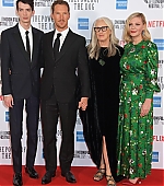 Filename=PowerOfTheDog_LondonPremiere122.jpg
Filesize=116KiB
Dimensions=800x1200
Date added=Oct 26, 2021 PowerOfTheDog_LondonPremiere122.jpg