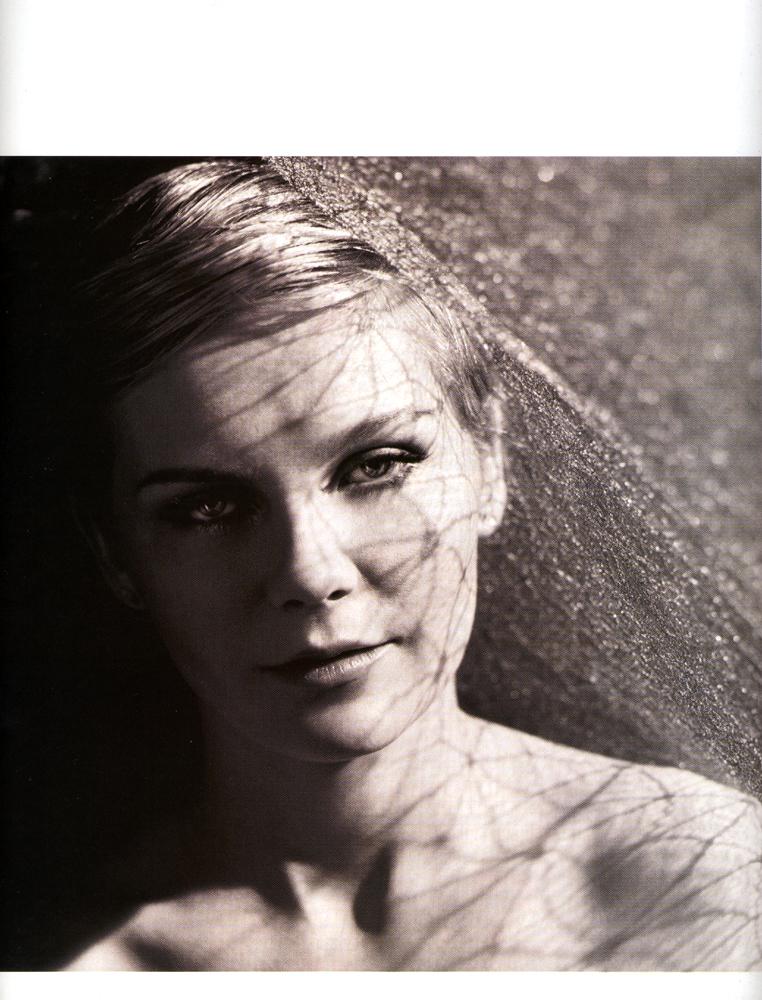 05_FrenchPremiere_SpecialEdition_JulyAugust2004.jpg