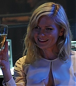 BacheloretteStill31.jpg