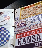 Filename=ElizabethtownDVD_324.jpg
Filesize=85KiB
Dimensions=1000x561
Date added=May 07, 2006 ElizabethtownDVD_324.jpg