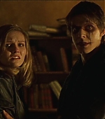CrowDVD_174.jpg