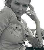 Filename=044.jpg
Filesize=42KiB
Dimensions=477x600
Date added=Sep 11, 2005 044.jpg